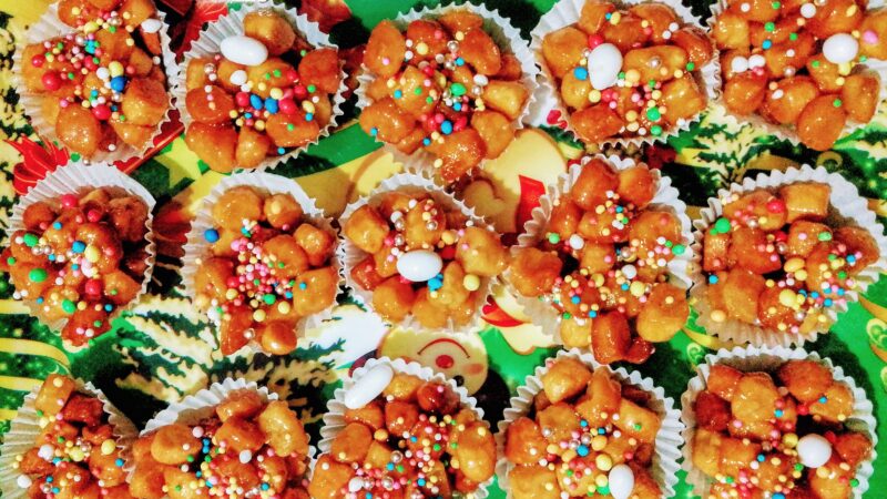 Struffoli, anche nel Cilento è Natale: ecco la ricetta originale